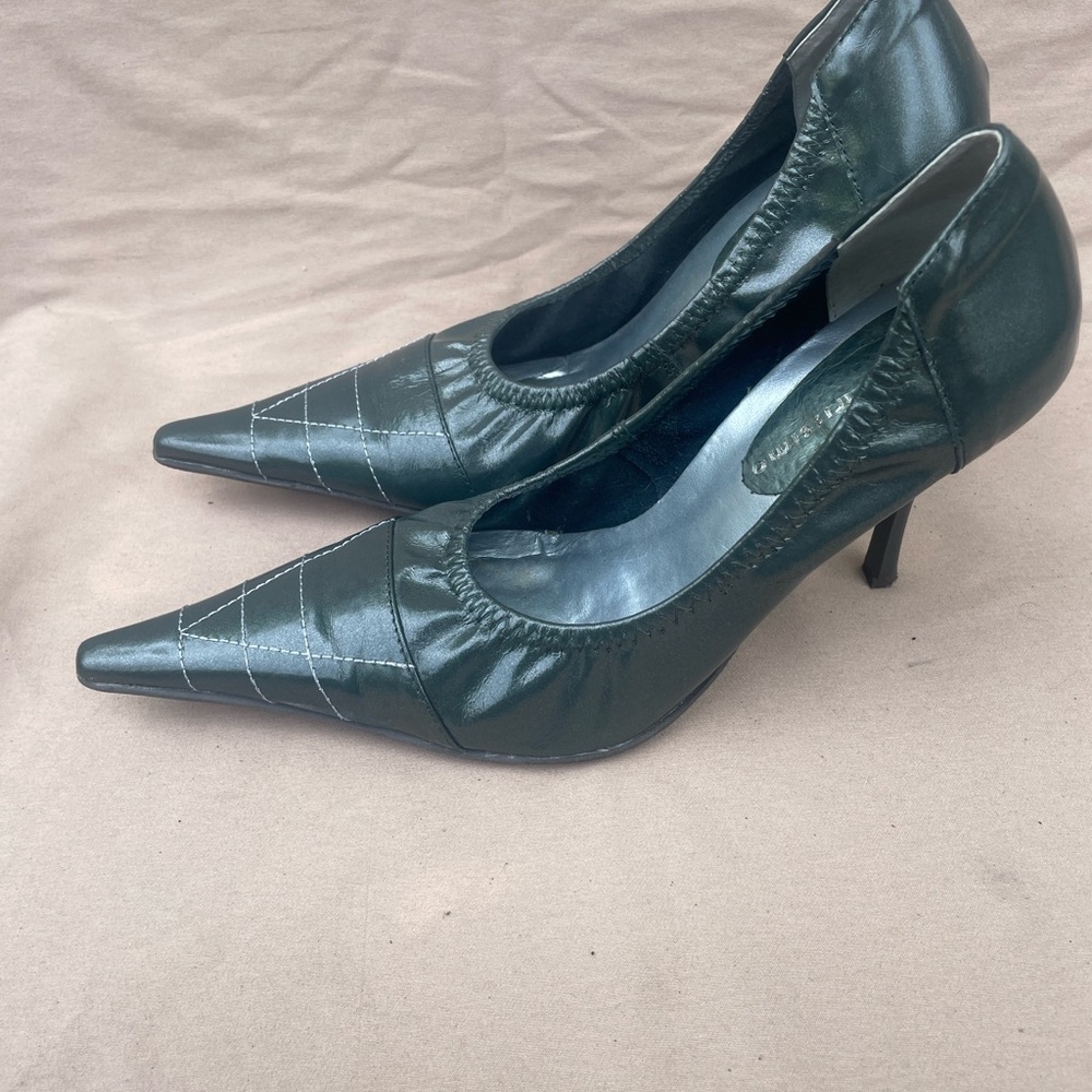 Green Textured Kitten Heel Pumps